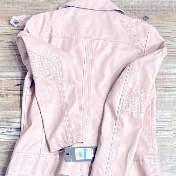 Womens Guess Faux Leather Motorcycle
Jacket size L - Picture 12 of 14